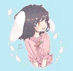  1girl animal_ears black_hair blue_background blush bunny_ears carrot_necklace dated dress flower frilled_sleeves frills from_side inaba_tewi m_(m073111) medium_hair multiple_girls open_mouth orange_eyes pink_dress puffy_short_sleeves puffy_sleeves short_sleeves signature simple_background smile solo touhou upper_body wavy_hair 