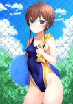  1girl absurdres ahoge blue_eyes blue_sky blue_swimsuit breasts brown_hair bush chain-link_fence cloud collarbone commentary_request competition_swimsuit covered_navel cowboy_shot fence highres hololive kickboard looking_at_viewer natsuiro_matsuri one-piece_swimsuit short_hair sky small_breasts smile solo standing starkamisan swimsuit virtual_youtuber yellow_towel 