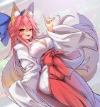  1girl absurdres animal_ear_fluff animal_ears blush breasts cleavage fate/extra fate_(series) fox_ears fox_girl fox_tail hakama highres japanese_clothes kimono large_breasts long_hair long_sleeves looking_at_viewer miko open_mouth pink_hair red_hakama smile solo tail tamamo_(fate) tamamo_no_mae_(fate/extra) white_kimono wide_sleeves wisespeak yellow_eyes 