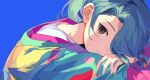  1boy blue_background brown_eyes closed_mouth commentary_request crossed_arms curtained_hair dot_nose ebi_(shrimp_eleven) hair_behind_ear hair_over_one_eye head_rest hood hooded_jacket hoodie inazuma_eleven inazuma_eleven_(series) jacket kazemaru_ichirouta long_sleeves male_focus one_eye_covered otoko_no_ko simple_background smile solo upper_body 