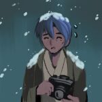  1boy blue_hair camera closed_eyes commentary_request crinoids facial_hair haori holding holding_camera izumi_soujirou japanese_clothes kimono lucky_star mole mole_under_eye night short_hair snow snow_on_head snowing stubble sweatdrop tan 