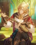  1boy artist_name black_boots black_gloves black_pants blonde_hair blue_sash boots cape closed_eyes commentary crossed_legs dated dendro_symbol_(genshin_impact) driftwoodwolf earrings english_commentary feather_hair_ornament feathers fingerless_gloves genshin_impact gloves gold_trim green_feathers hair_between_eyes hair_ornament instrument jewelry kaveh_(genshin_impact) long_sleeves male_focus medium_hair music pants parted_lips playing_instrument red_cape sash shirt solo vision_(genshin_impact) white_shirt 