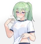  1girl absurdres blush bright_pupils clothes_lift commentary_request crew_neck fanning_self green_hair gym_shirt hair_between_eyes hand_up highres korean_commentary lifting_own_clothes looking_at_viewer maksagwa medium_hair multicolored_hair nose_blush ponytail purple_eyes shirt shirt_lift short_sleeves simple_background solo steaming_body stellive streaked_hair sweat sweaty_clothes upper_body virtual_youtuber white_background white_pupils white_shirt yuzuha_riko 