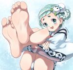  1girl artist_name ass barefoot blue_background blush braid character_request crossed_arms crossed_legs eyebrows eyelashes feet feet_up fingernails green_eyes green_hair hair_ornament highres holding japanese_clothes legs legs_up looking_at_viewer open_mouth oyatsu_(mk2) panties pov pov_feet robe short_hair simple_background sitting smile snowman snowman_hair_ornament soles solo thick_eyebrows toes tongue underwear wonderland_wars 