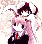  :3 animal_ears blazer brown_hair bunny_ears carrying chibi highres inaba_tewi jacket long_hair multiple_girls necktie pink_hair red_neckwear reisen_udongein_inaba short_hair shoulder_carry solid_oval_eyes touhou yume_shokunin 