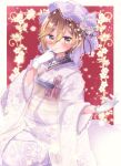  1girl alternate_costume bad_id bad_twitter_id border bow brown_hair bug butterfly cowboy_shot floral_background gloves hair_between_eyes highres japanese_clothes kimono looking_at_viewer magia_record:_mahou_shoujo_madoka_magica_gaiden mahou_shoujo_madoka_magica obi purple_bow purple_veil red_background sakura_romu sasame_yozuru sash shawl short_hair solo tassel veil white_border white_gloves white_kimono white_shawl 