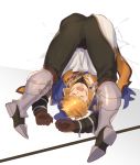  &gt;o&lt; 1boy armor ass bara black_pants blonde_hair brown_gloves full_body gloves granblue_fantasy higashigunkan male_focus muscle open_mouth pants polearm short_hair solo thighs upside-down vane_(granblue_fantasy) weapon 