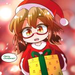  1girl alternate_costume bell_print blurry blurry_background bow box brown_eyes brown_hair christmas christmas_present commentary_request dutch_angle english_text fur-trimmed_headwear fur-trimmed_mittens fur_trim gift gift_box glasses green_bow hair_between_eyes hat highres holding holding_gift incoming_gift kajiya_no_masa long_sleeves merry_christmas mittens no_nose one-hour_drawing_challenge open_mouth pom_pom_(clothes) red-framed_eyewear red_background red_hat red_mittens red_shirt santa_costume santa_hat semi-rimless_eyewear shirt short_hair smile solo speech_bubble split_mouth teeth touhou twintails under-rim_eyewear upper_body upper_teeth_only usami_sumireko 
