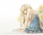  1girl bare_shoulders barefoot blonde_hair blush breasts civia crossed_ankles dress flower from_behind hair_ribbon hairband highres hololive hololive_china horns long_hair looking_at_viewer looking_back medium_breasts purple_eyes ribbon single_horn sitting siyumu smile solo sunflower very_long_hair virtual_youtuber 