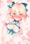  1girl ahoge bikini blonde_hair blush bow bracelet breasts closed_mouth collarbone embarrassed eyebrows_visible_through_hair fate_(series) green_eyes hair_between_eyes hair_bow highres jewelry koha-ace large_breasts okita_souji_(fate)_(all) okita_souji_(swimsuit_assassin)_(fate) red_background short_hair solo standing swimsuit tsukui_kachou white_bikini yellow_eyes 