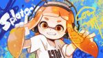  1girl blue_background copyright_name fangs flat_chest grin hands_up headphones highres holding holding_own_hair inkling inkling_girl inkling_player_character long_hair looking_at_viewer orange_eyes orange_hair shirt short_sleeves smile solo splatoon_(series) splatoon_1 splatter_background t-shirt tentacle_hair upper_body v watermark white_shirt yknsugar 