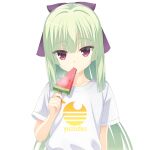  1girl absurdres alternate_costume arm_at_side blunt_bangs blunt_ends bow casual clothes_writing collarbone commentary_request eyes_visible_through_hair food food_in_mouth green_hair hair_bow hand_up highres holding holding_food holding_popsicle kaon_zz logo_parody long_hair looking_at_viewer melting_popsicle murasame_(senren) paid_reward_available popsicle popsicle_in_mouth print_shirt purple_bow red_eyes senren_banka shirt short_sleeves sidelocks simple_background solo straight_hair t-shirt upper_body very_long_hair watermelon_bar white_background white_shirt yuzu-soft 