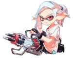 1boy blue_hair closed_mouth commentary_request heavy_edit_splatling_(splatoon) highres holding holding_weapon inkling inkling_boy inkling_player_character long_hair male_focus mhxbump pointy_ears red_eyes shirt simple_background solo splatoon_(series) splatoon_3 standing t-shirt tentacle_hair thick_eyebrows upper_body weapon white_background white_shirt 