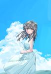  1girl bangs black_hair breasts cloud day dress hat highres holding holding_clothes holding_hat long_hair original outdoors red_eyes sky sleeveless sleeveless_dress small_breasts smile solo sun_hat sundress white_dress yami_(m31) 