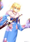  1girl absurdres ahoge alternate_costume artoria_pendragon_(all) blonde_hair caliburn fate/grand_order fate_(series) floral_print fur-trimmed_kimono fur_trim green_eyes hair_between_eyes highres japanese_clothes keisuke_desu~ kimono obi saber sash short_hair smile solo wide_sleeves 