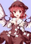  1girl animal_ears bangs bird_ears bird_wings brown_dress brown_headwear collared_shirt cowboy_shot dress eyebrows_visible_through_hair feathered_wings hand_on_own_chest highres juliet_sleeves long_sleeves looking_at_viewer mystia_lorelei open_mouth pink_eyes pink_hair puffy_sleeves purple_background ruu_(tksymkw) shirt short_hair simple_background smile solo standing touhou white_feathers white_wings winged_hat wings 