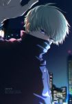  1boy arm_up artist_name bangs black_jacket building city covered_mouth gakuran hair_between_eyes high_collar highres inumaki_toge jacket jujutsu_kaisen long_sleeves looking_at_viewer male_focus night outdoors purple_eyes school_uniform short_hair silver_hair solo upper_body watermark zeroo7x 