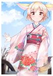  1girl alternate_costume animal_ears blonde_hair blush cloud commentary_request cowboy_shot extra_ears eyebrows_visible_through_hair fennec_(kemono_friends) floral_print fox_ears fox_girl fox_tail from_behind highres japanese_clothes kemono_friends kimono kinou_no_shika looking_at_viewer multicolored_hair pink_kimono short_hair sky smile solo tail white_hair yellow_eyes 