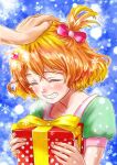  1girl ^_^ akira_ituki blonde_hair blue_background bow box brown_hair closed_eyes collarbone freyja_wion gift gift_box green_shirt grin hair_bow hair_ornament heart heart_hair_ornament holding holding_box macross macross_delta medium_hair multicolored_hair one_side_up petting pink_bow polka_dot shiny shiny_hair shirt short_sleeves smile snowflakes solo_focus tears two-tone_hair upper_body 