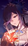  2girls bird_hair_ornament blue_eyes chinese_commentary commentary_request dual_persona fu_hua fu_hua_(cerulean_court) fu_hua_(fenghuang_of_vicissitude) grey_hair hair_ornament hair_over_one_eye highres holding holding_mini_person honkai_(series) honkai_impact_3rd mini_person minigirl multicolored_hair multiple_girls nanguatudou_dunpaigu red_hair streaked_hair two-tone_hair white_hair 