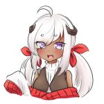  1girl :d ahoge bare_shoulders bow dark_skin fang hair_bow haira_(klaius) highres horns klaius long_sleeves looking_at_viewer low_twintails open_mouth original purple_eyes red_bow simple_background skin_fang sleeves_past_wrists smile solo twintails upper_body white_background white_hair 