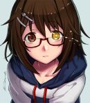  1girl alternate_costume brown_hair commentary_request furutaka_(kancolle) glowing glowing_eye hair_ornament hairclip heterochromia hood hooded_sweater hoodie kantai_collection kome_(vm500) looking_at_viewer red-framed_eyewear semi-rimless_eyewear short_hair signature solo sweater under-rim_eyewear white_sweater yellow_eyes 