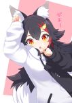  1girl :o absurdres animal_ear_fluff animal_ears arm_up bangs black_hair choker fang hair_ornament hairclip highres hololive hood hood_down hoodie long_hair looking_at_viewer multicolored_hair ookami_mio open_mouth simple_background solo streaked_hair very_long_hair virtual_youtuber wappa white_hoodie wolf_ears wolf_girl yellow_eyes 