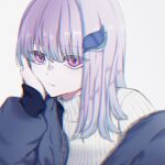  1girl bangs beige_sweater black_jacket chromatic_aberration eyebrows_visible_through_hair feather_hair_ornament grey_background hand_on_own_face highres jacket lize_helesta looking_at_viewer natsume_hinako nijisanji off_shoulder purple_eyes silver_hair solo sweater turtleneck turtleneck_sweater upper_body virtual_youtuber 