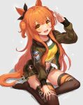  1girl animal_ears bad_id bad_nicoseiga_id black_ribbon brown_thighhighs commentary_request crop_top fingernails green_jacket grey_background hair_ribbon highres horse_ears horse_girl horse_tail jacket long_hair long_sleeves looking_at_viewer mayano_top_gun_(umamusume) midriff navel open_mouth orange_hair ribbon salute simple_background sitting smile solo tail teeth thighhighs thighs two_side_up umamusume upper_teeth_only yapo_(croquis_side) yellow_eyes 
