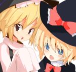  2girls bangs black_capelet black_eyes black_headwear blonde_hair blouse blue_eyes blush bow capelet commentary_request cookie_(touhou) eyebrows_visible_through_hair frilled_bow frills hair_between_eyes hat hat_bow kirisame_marisa looking_at_viewer meguru_(cookie) miyako_(naotsugu) multiple_girls open_mouth red_bow short_hair simple_background sleeves_past_wrists touhou upper_body white_background white_blouse yuuhi_(cookie) 