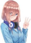  1girl akaya_(pixiv20545353) bangs blue_cardigan blue_eyes blush breasts brown_hair cardigan closed_mouth eyebrows_visible_through_hair go-toubun_no_hanayome hair_between_eyes hair_over_one_eye hand_up headphones headphones_around_neck highres large_breasts long_sleeves looking_at_viewer medium_hair nakano_miku shirt simple_background solo upper_body white_background white_shirt 