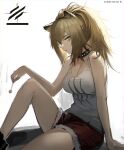  1girl absurdres animal_ears arknights artist_name bare_arms bare_shoulders black_collar blonde_hair blurry breasts cleavage closed_mouth collar expressionless feet_out_of_frame fur-trimmed_shorts fur_trim highres holding knee_up looking_at_viewer medium_hair red_shorts shorts siege_(arknights) signature sitting sleeveless solo tank_top tomatoketchup96 white_background white_tank_top yellow_eyes 