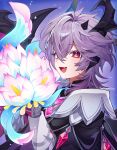  1boy black_jacket black_shirt blue_background blush capelet chest_jewel collared_capelet crossed_bangs dragon_boy dragon_horns dragon_wings durin_(genshin_impact) fang flower frostlamp_flower_(genshin_impact) gem genshin_impact gradient_background hair_between_eyes highres holding holding_flower horns jacket looking_at_viewer male_focus medium_hair parted_lips purple_hair samon_(vxxr8575) shirt signature solo upper_body wings 