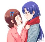  2girls amami_haruka blue_bow blue_hair blush bow brown_hair closed_eyes closed_mouth commentary_request face-to-face facing_another from_side grey_sweater hair_bow idolmaster idolmaster_(classic) kisaragi_chihaya kisaragi_ichigo long_hair long_sleeves looking_at_another multiple_girls open_mouth pink_sweater profile red_scarf scarf short_hair simple_background smile sweater upper_body white_background 