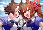  3girls :o animal_ears bangs black_bow blue_eyes blue_shirt blush bow breasts brown_eyes brown_hair commentary_request daiwa_scarlet_(umamusume) day fang hair_between_eyes hair_intakes hair_over_one_eye highres horse_ears horse_girl long_hair looking_at_another medium_breasts multiple_girls ponytail red_eyes shirt skin_fang sky sweat tiara tokai_teio_(umamusume) tsukiman twintails umamusume upper_body vodka_(umamusume) 