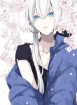  1girl black_shirt blue_coat blue_eyes blurry blurry_background cherry_blossoms coat collarbone commentary_request falling_petals fur-trimmed_coat fur_trim hair_ornament hair_scrunchie highres long_hair looking_at_viewer original petals puffy_coat scrunchie shirt short_sleeves smile solo upper_body white_hair yagi_(39583320) 