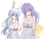  2girls alternate_costume animal_ears bare_shoulders blonde_hair blue_hair breasts bright_pupils bunny_ears carrot_ornament choker cleavage commentary don-chan_(usada_pekora) dress english_commentary heart heart_hands high_belt highres hololive hololive_indonesia large_breasts long_hair looking_at_viewer medium_breasts midoku_(itijikusakura) moon_(ornament) moona_hoshinova multicolored_hair multiple_girls ponytail purple_eyes purple_hair red_eyes see-through_sleeves simple_background smile twintails two-tone_hair usada_pekora very_long_hair white_background white_choker white_dress white_pupils 