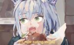  1girl absurdres animal_ears artist_name burger eating english_commentary english_text eyebrows_visible_through_hair fang food food_on_face fox_ears green_eyes hair_between_eyes highres hololive jazz_music_stops looking_to_the_side meme open_mouth samu_(7643109) shirakami_fubuki solo twitter_username upper_teeth virtual_youtuber white_hair 
