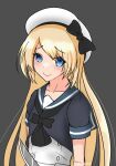  1girl blonde_hair blue_eyes blue_sailor_collar commentary_request daichi_(daiti1318) dress empty_eyes grey_background hat highres jervis_(kancolle) kantai_collection knife sailor_collar sailor_dress sailor_hat solo upper_body white_dress white_headwear yandere 