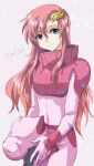  1girl blue_eyes bodysuit closed_mouth gloves gundam gundam_seed gundam_seed_destiny hair_between_eyes hair_ornament helmet highres lacus_clyne long_hair looking_at_viewer pilot_suit pink_bodysuit pink_hair simple_background smile solo standing yuuka_seisen 