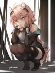  1girl ahoge animal_ears arknights armor artist_name bare_shoulders black_footwear black_jacket black_legwear boots bracelet eyebrows_visible_through_hair gravel_(arknights) head_rest highres infection_monitor_(arknights) jacket jewelry looking_at_viewer mouse_ears mouse_girl mouse_tail off_shoulder pink_hair short_hair smile solo squatting tail thighhighs thighs torn_clothes torn_legwear yellow_eyes yuuki_uyu 