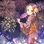  1girl blush bow brown_eyes brown_hair buntan closed_mouth commentary_request cowboy_shot fan fireworks floral_print flower forehead from_behind hair_flower hair_ornament hand_up highres holding japanese_clothes karakai_jouzu_no_takagi-san kimono lens_flare light_particles long_hair looking_at_viewer looking_back night night_sky orange_bow paper_fan partial_commentary print_kimono sky smile solo standing takagi-san yukata 