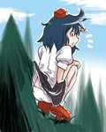  black_hair gengorou geta hat looking_away lowres panties shameimaru_aya short_hair skirt solo tengu-geta touhou underwear 