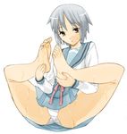  barefoot feet lowres nagato_yuki panties short_hair suzumiya_haruhi_no_yuuutsu sweat the_melancholy_of_haruhi_suzumiya underwear yuki_nagato 