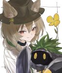  1girl animal arknights beanstalk_(arknights) black_collar braid brown_hair brown_headwear collar ears_through_headwear flower green_hair hair_between_eyes hat highres holding holding_animal hyena_ears infection_monitor_(arknights) konota_ko long_hair looking_at_viewer metal_crab_(arknights) multicolored_hair one-hour_drawing_challenge red_eyes shirt simple_background smile streaked_hair white_background white_shirt 