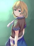  1girl bangs blonde_hair blue_skirt blue_sleeves brown_shirt brown_sleeves closed_mouth commentary_request eyebrows_visible_through_hair florentia_menma from_behind green_background green_eyes hair_between_eyes highres looking_at_viewer mizuhashi_parsee no_hat no_headwear scarf shirt short_hair short_sleeves simple_background skirt solo touhou white_scarf 