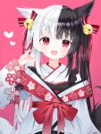  1girl :d \m/ alice_mana alice_mana_channel animal_ear_fluff animal_ears bangs bell black_hair blush bow commentary deyui eyebrows_visible_through_hair fangs hair_bell hair_bow hair_ornament hand_up heart highres japanese_clothes jingle_bell kimono long_hair looking_at_viewer multicolored_hair open_mouth pink_background red_bow red_eyes simple_background smile solo striped striped_bow tail twintails two-tone_hair very_long_hair virtual_youtuber white_hair white_kimono 