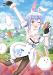  &gt;_&lt; 1girl :3 absurdres animal_ears black_gloves blue_hair blue_sky breasts bunny_ears carrot_hair_ornament chromatic_aberration cleavage cloud don-chan_(usada_pekora) dorianpanda double_v eyebrows_visible_through_hair field flower food-themed_hair_ornament fur-trimmed_gloves fur_trim gloves hair_ornament highres hololive legband medium_breasts nousagi_(usada_pekora) one_eye_closed open_mouth orange_eyes pantyhose rabbit_girl round_teeth sky smile solo teeth thick_eyebrows usada_pekora v virtual_youtuber white_hair 