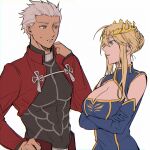  1boy 1girl ahoge archer_(fate) artoria_pendragon_(all) artoria_pendragon_(lancer)_(fate) blonde_hair breasts cleavage crossed_arms dark_skin elbow_gloves eyebrows_visible_through_hair fate/grand_order fate_(series) gloves green_eyes grey_hair hair_bun highres kulissara-aung large_breasts looking_at_another parted_lips simple_background teeth white_background 
