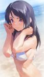  1girl bangs beach bikini black_hair blurry blurry_background blush breasts cleavage closed_mouth day highres kinta_(distortion) long_hair looking_at_viewer medium_breasts ocean original outdoors red_eyes smile solo swimsuit upper_body water wet white_bikini 